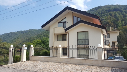 Добре дошли в семеен хотел Зорница Добре дошли в семеен хотел Зорница